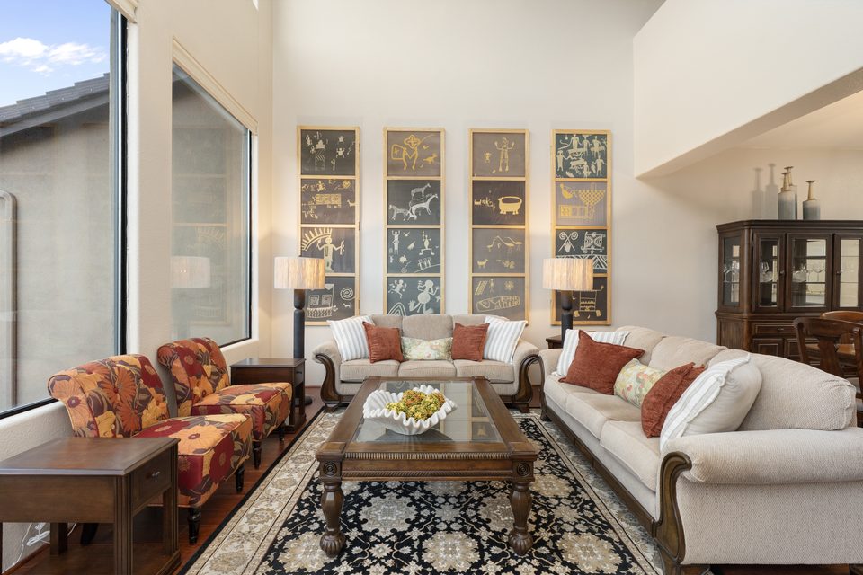 A comfortable great room for gathering